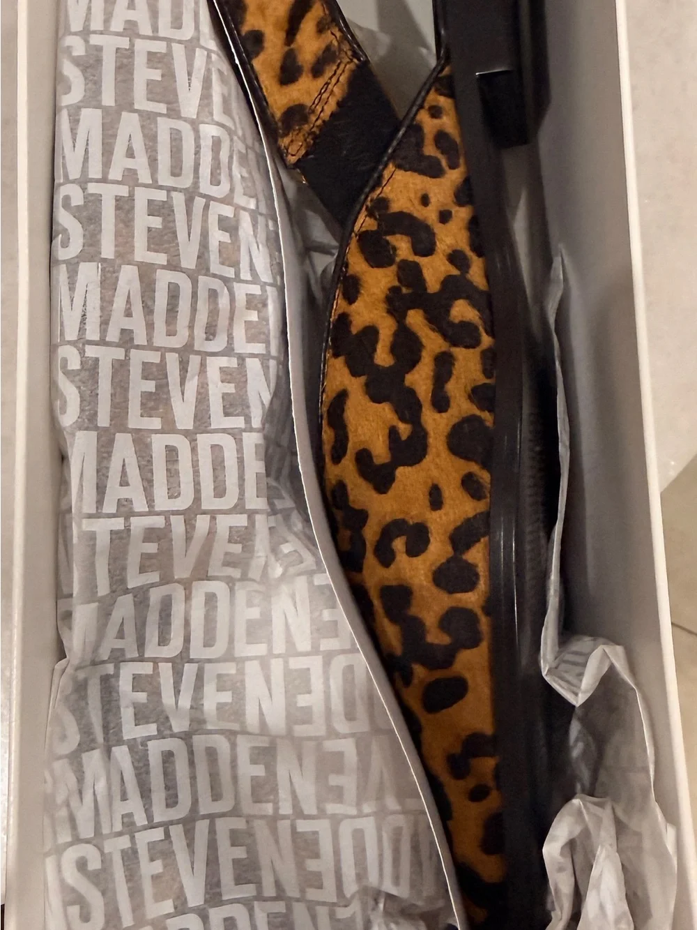 Steve Madden Women’s leopard print- Black and Brown. Shay. Size 9. NWI